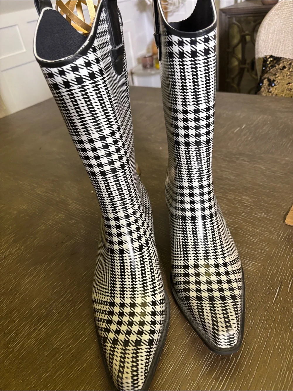 Corkys Black  & White Western style Houndstooth Rain Boots for Women